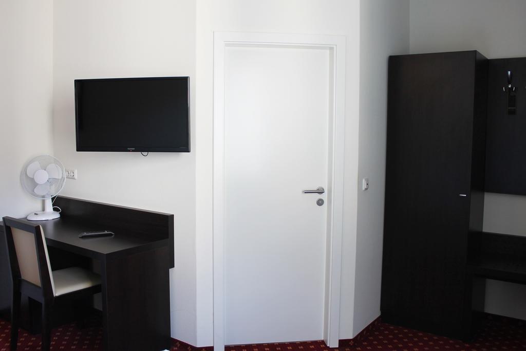 Aariana Hotel Offenbach am Main Dış mekan fotoğraf